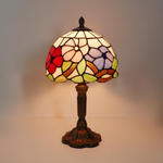 ROSENLUND | Färgglad lampa i Tiffany-stil