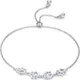 Justerbart armband med tassavtryck
