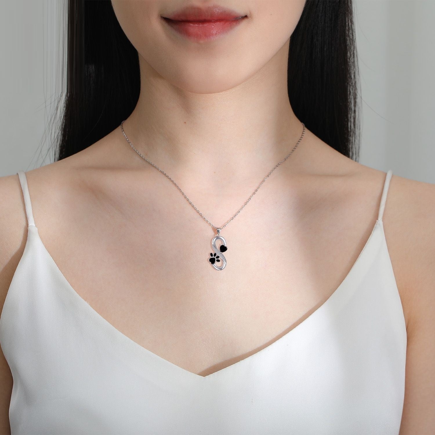 Halsband hjärta och evig kärlek med tassmotiv