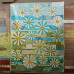 Blommigt handgjort överkast